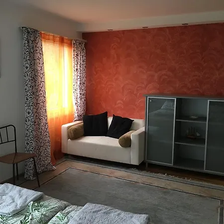 In Leafy Suburb Apartment *