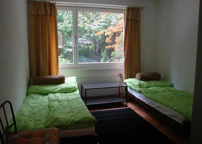 In Leafy Suburb Apartment *